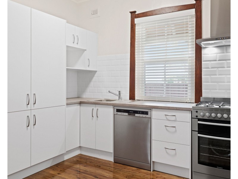 1/33 James Street, Hamilton NSW 2303