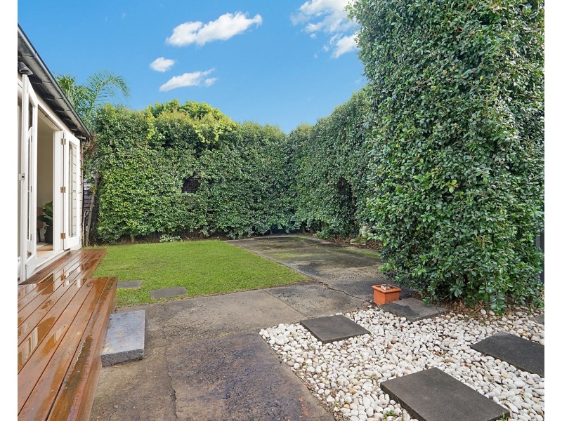 162 Lindsay Street, Hamilton NSW 2303