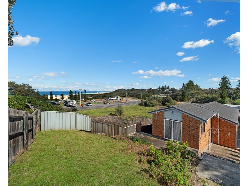 34 Alison Street, Redhead NSW 2290