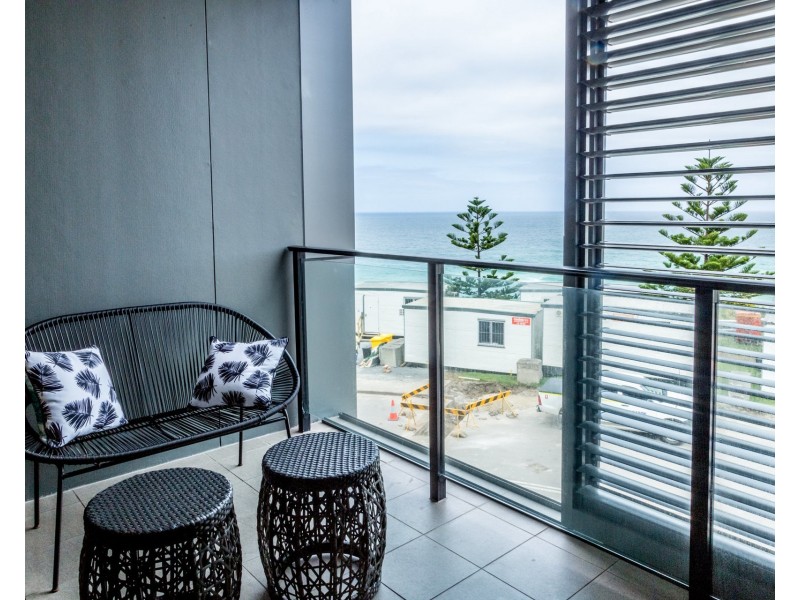 Level 3/302/77 Shortland Esplanade, Newcastle NSW 2300