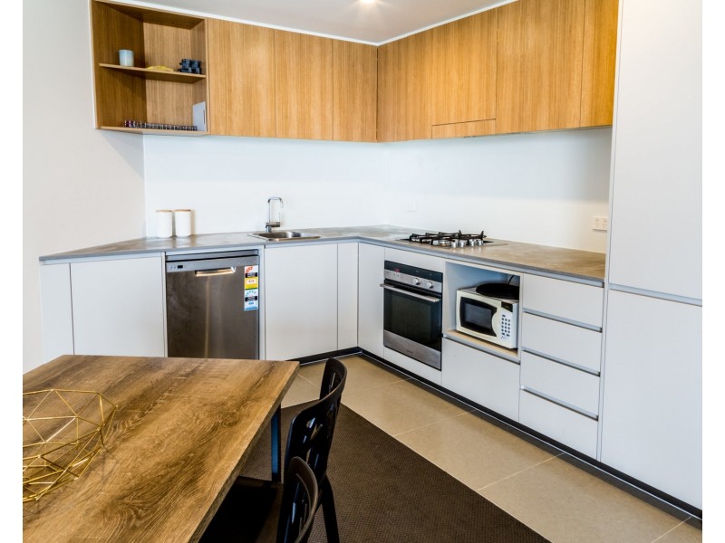 Level 3/302/77 Shortland Esplanade, Newcastle NSW 2300