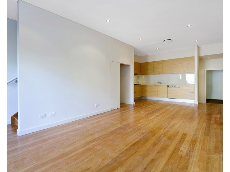 2/181 Old South Head Road, Bondi Junction NSW 2022