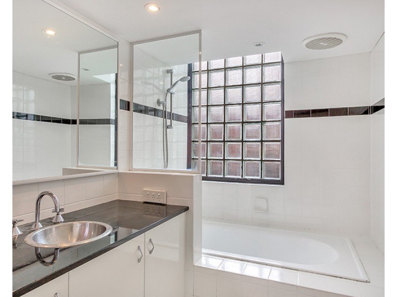 302/8 Ward Avenue, Elizabeth Bay NSW 2011