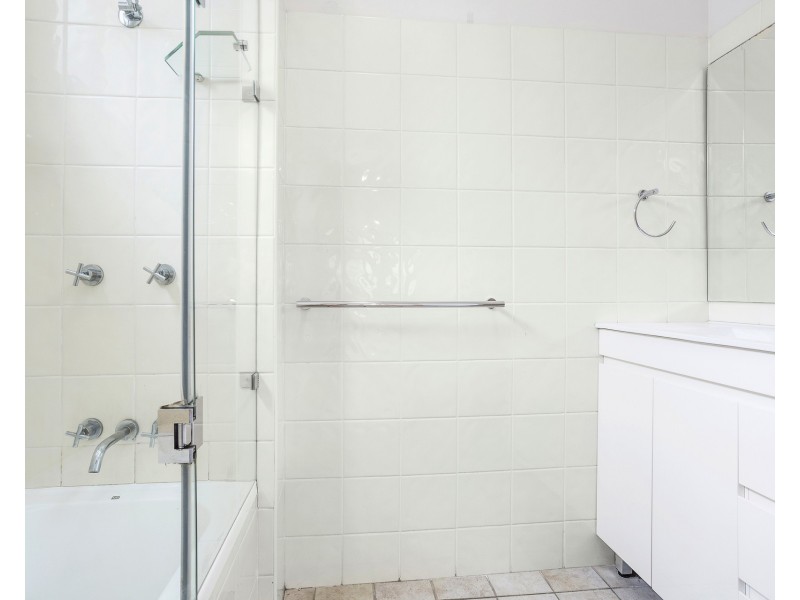 1/101 Cathedral Street, Woolloomooloo NSW 2011