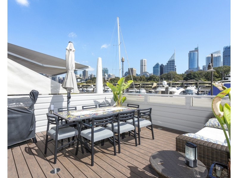 111/6 Cowper Wharf Roadway, Woolloomooloo NSW 2011
