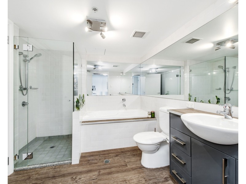 437/6 Cowper Wharf Roadway, Woolloomooloo NSW 2011