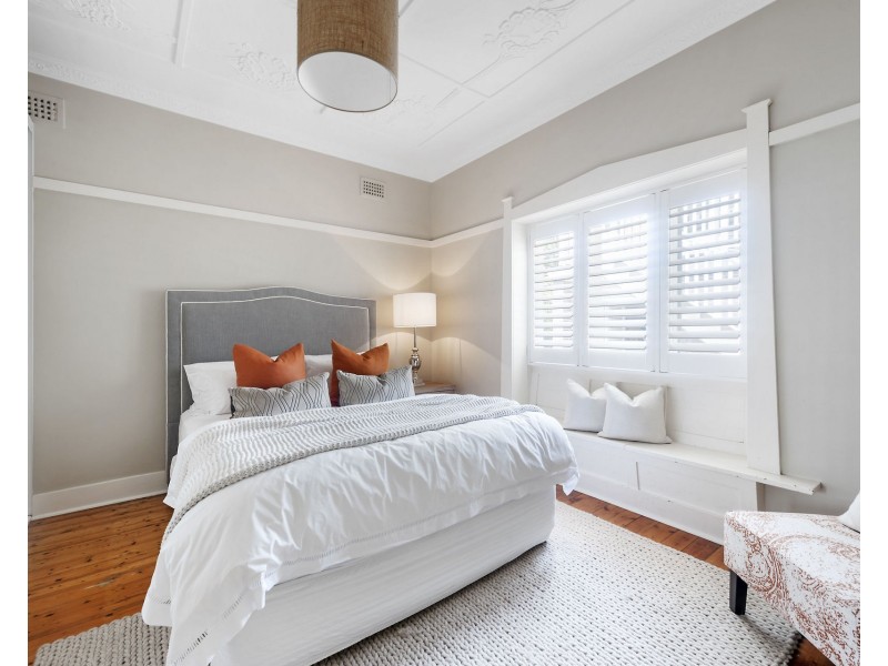 11 Pine Street, Cammeray NSW 2062