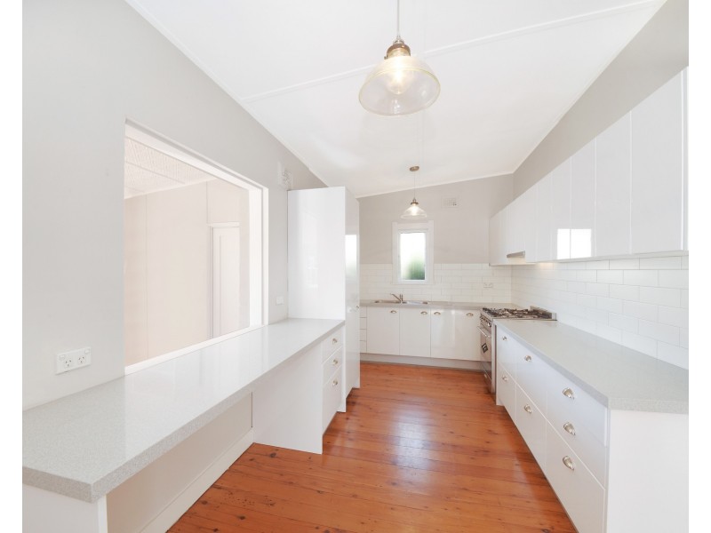 17 Windsor Road, Willoughby NSW 2068