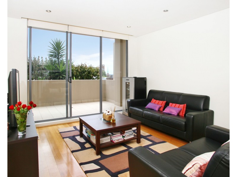 17/30 Albany Street, St Leonards NSW 2065