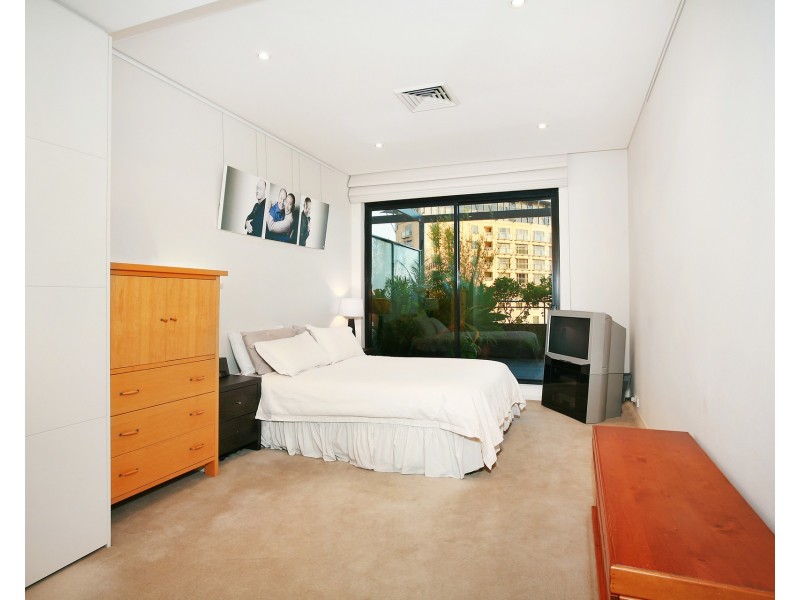 D905/24-26 Point Street, Pyrmont NSW 2009