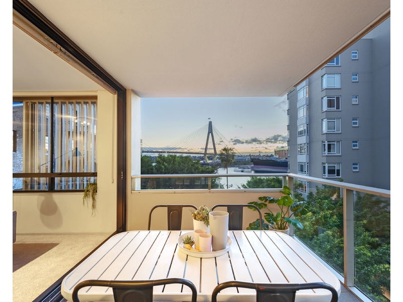 401/25 Refinery Drive, Pyrmont NSW 2009