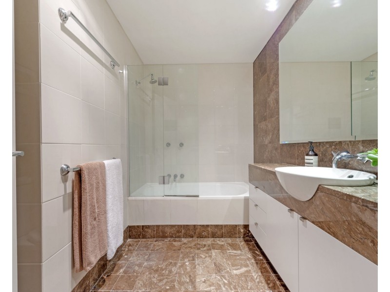 B602/24-26 Point Street, Pyrmont NSW 2009