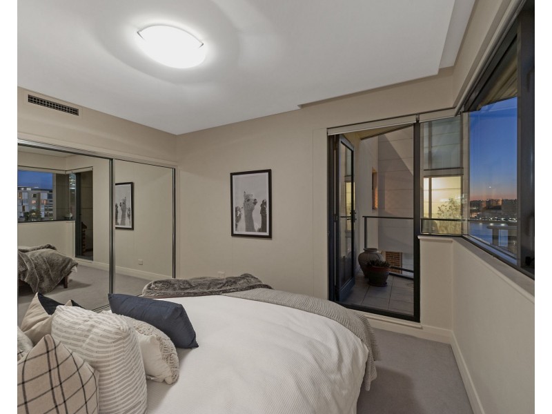 804/2 Mount Street Walk, Pyrmont NSW 2009