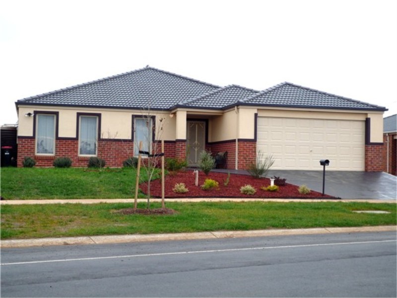 24 Botanica Springs Boulevard, Brookfield VIC 3338