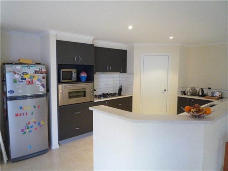 24 Botanica Springs Boulevard, Brookfield VIC 3338