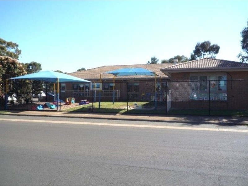 13 Prior Court, Brookfield VIC 3338