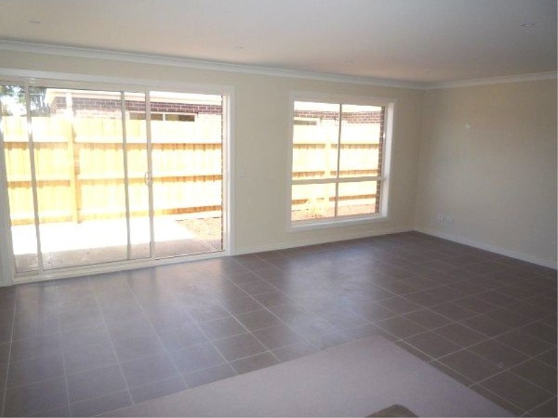 1 / 1 Harrow Court, Kurunjang VIC 3337