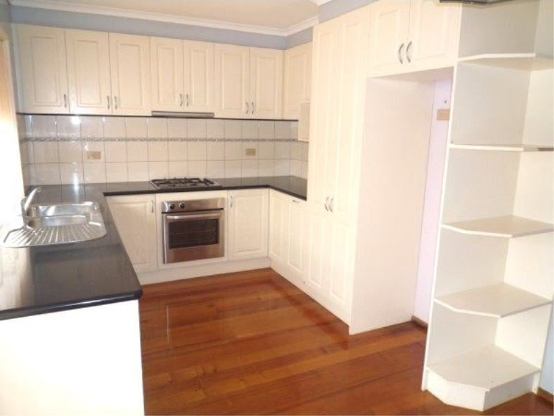 30 Rathdowne Circuit, Melton West VIC 3337