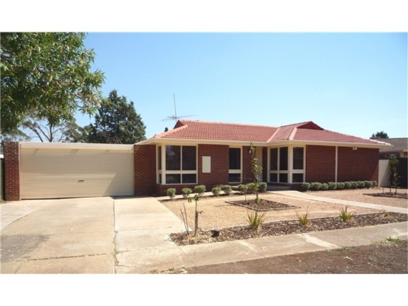 1 Lincoln Way, Melton West VIC 3337