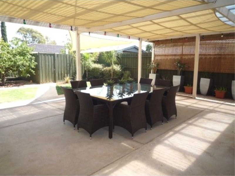1 Lincoln Way, Melton West VIC 3337