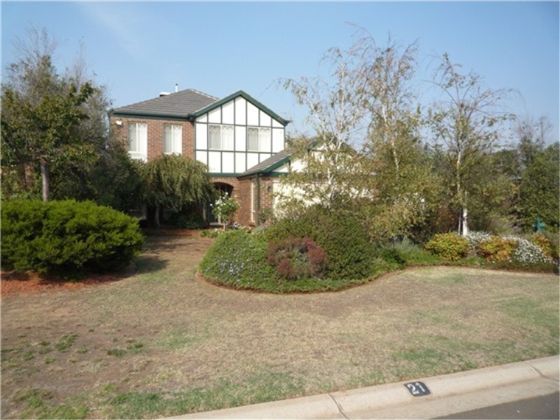 21 Russell Court, Brookfield VIC 3338