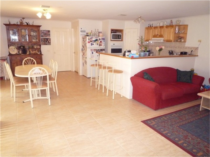 21 Russell Court, Brookfield VIC 3338