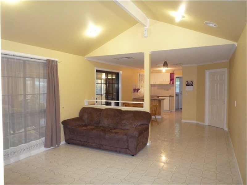 13 Rimfire Court, Melton West VIC 3337