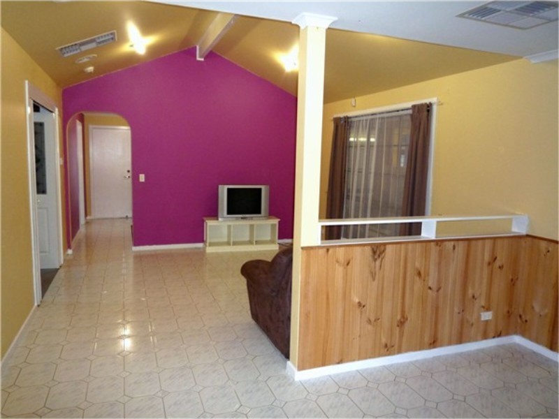 13 Rimfire Court, Melton West VIC 3337