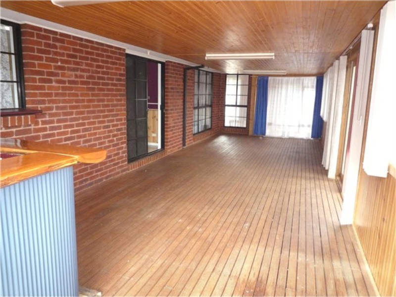 13 Rimfire Court, Melton West VIC 3337