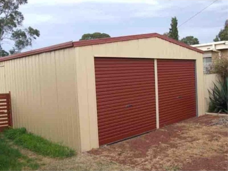 19 Centenary Avenue, Melton VIC 3337