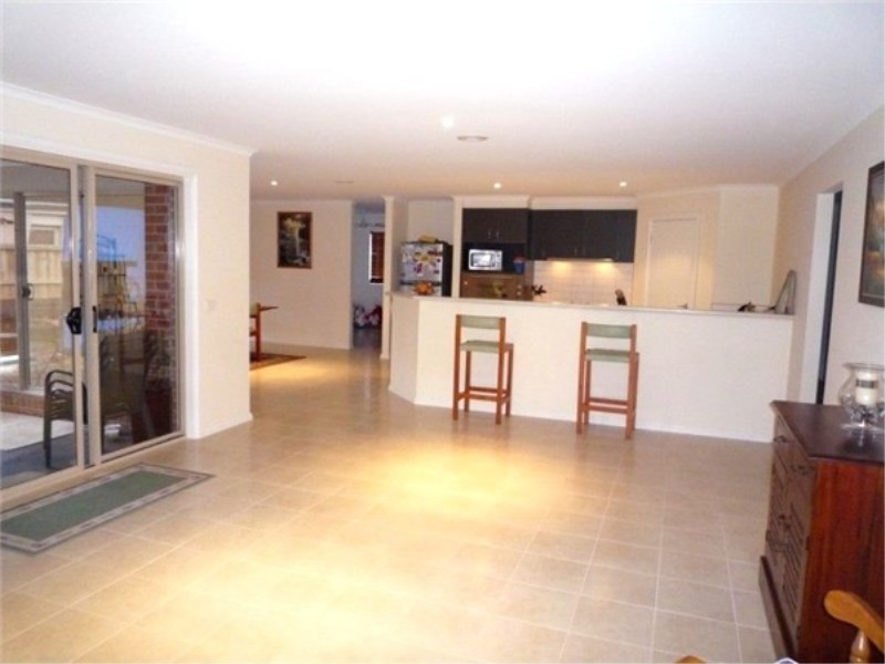 24 BOTANICA SPRINGS BLVD,, Brookfield VIC 3338