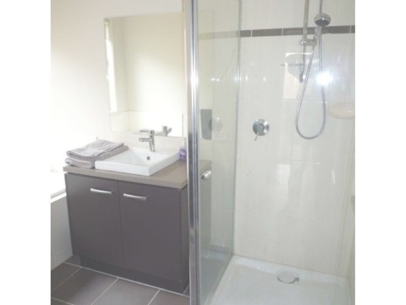 32 COLONUS STREET, Kurunjang VIC 3337