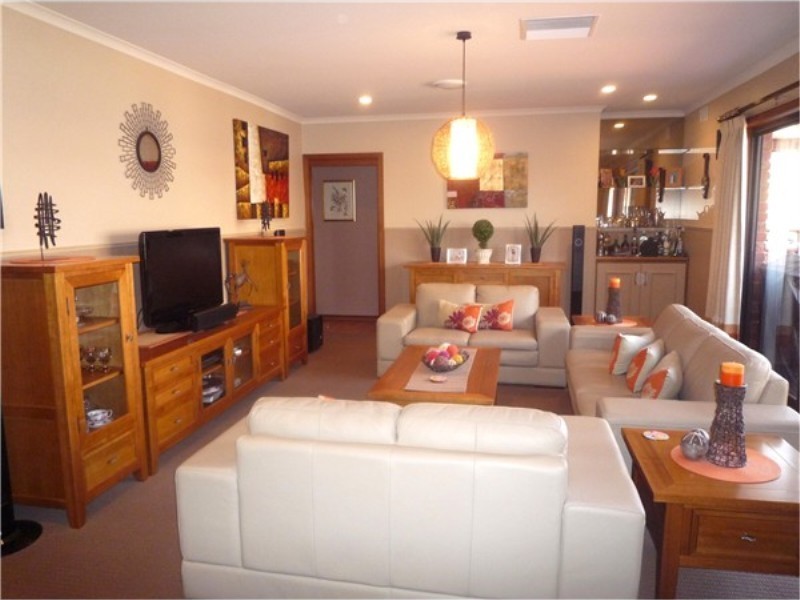 2 Tarwin Court, Melton VIC 3337
