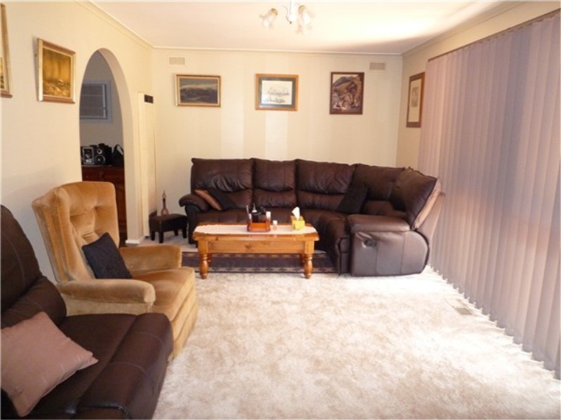21 Wilson Road, Melton South VIC 3338