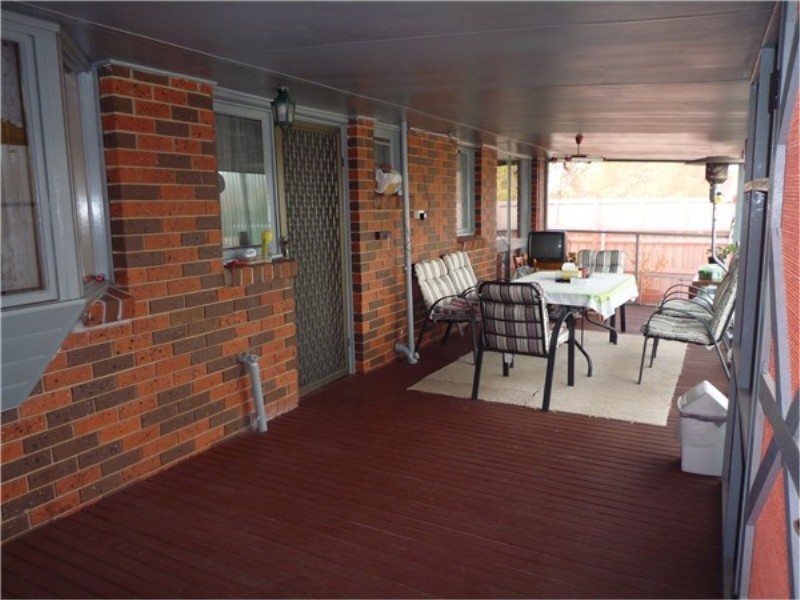 21 Wilson Road, Melton South VIC 3338