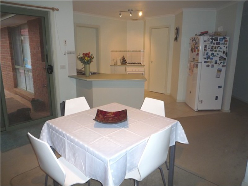 64 Greenhills Drive, Kurunjang VIC 3337