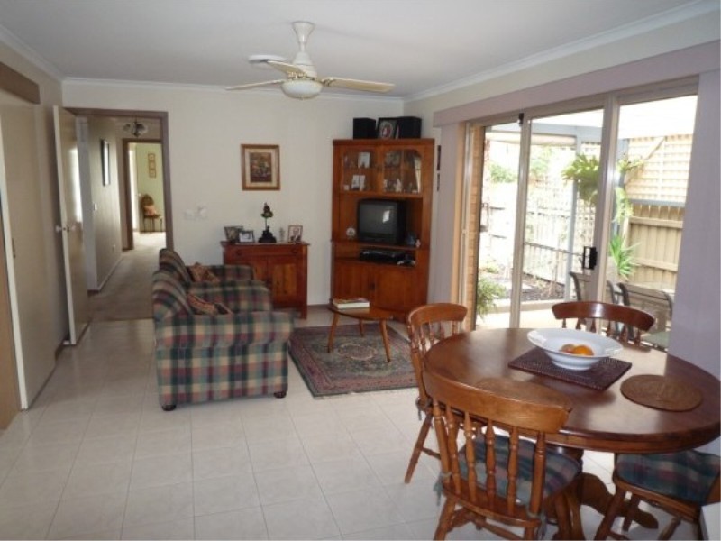 582 High Street, Melton West VIC 3337