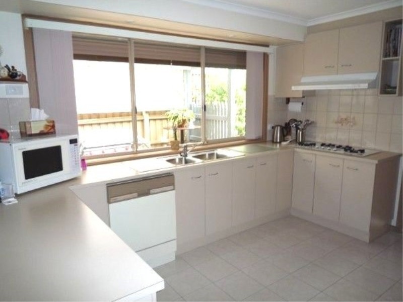 582 High Street, Melton West VIC 3337