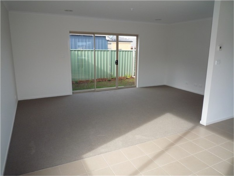 Unit 1 / 13 Linda Place, Kurunjang VIC 3337