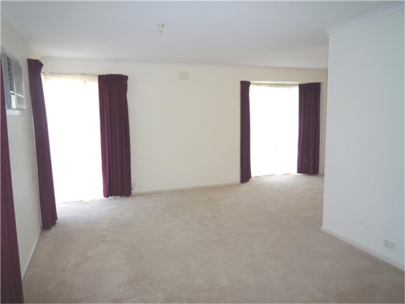 5 PennyRoyal Crescent, Kurunjang VIC 3337