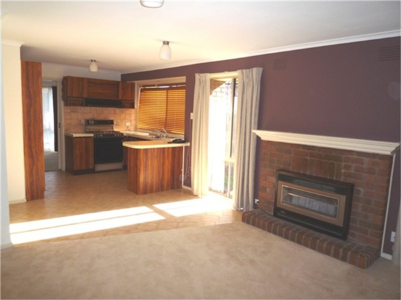 5 PennyRoyal Crescent, Kurunjang VIC 3337