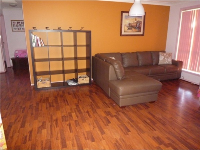 1 Staton Crescent, Melton West VIC 3337