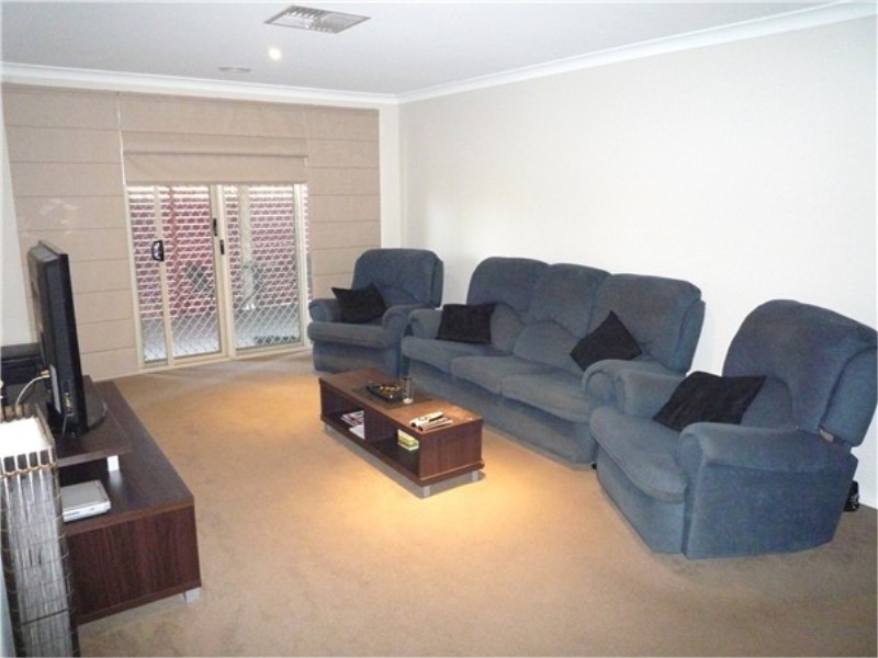 1 Skipton Street, Kurunjang VIC 3337