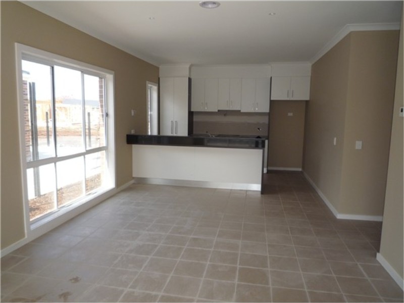 Units 2 & 3 16 Marlo Drive, Melton West VIC 3337