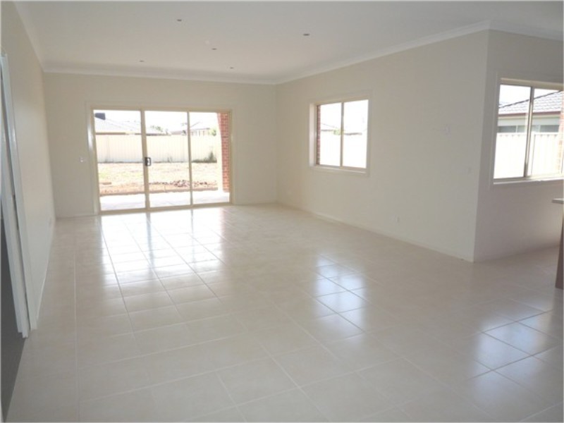 10 Lot 134 Nodosa Grove, Melton West VIC 3337