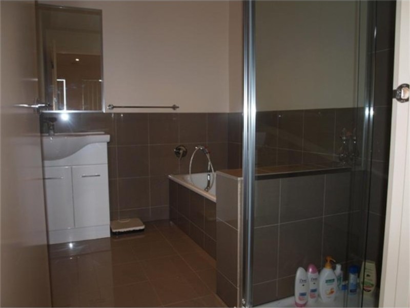 21 / 62 Andrew, Melton South VIC 3338