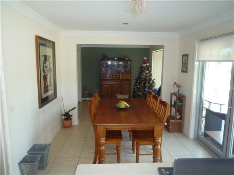 8 Brand Court, Melton South VIC 3338