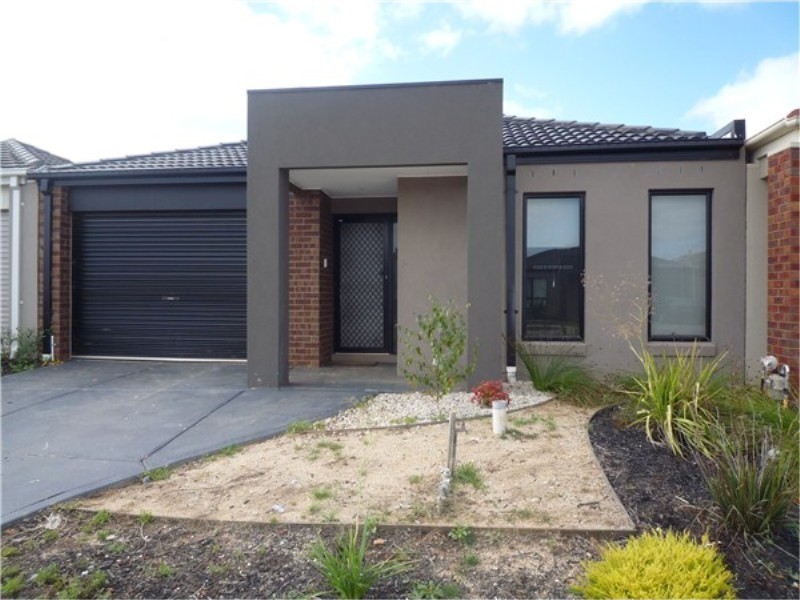 25 Colonus St, Kurunjang VIC 3337