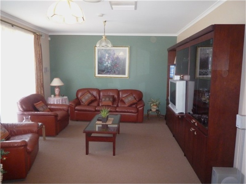 2 Tarwin Court, Brookfield VIC 3338