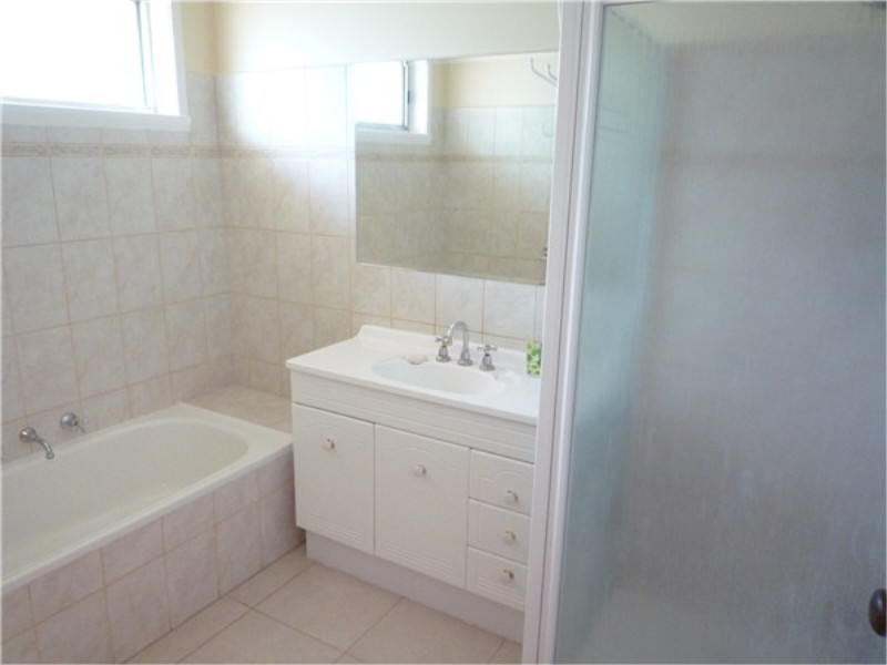 191 Centenary Ave, Melton VIC 3337